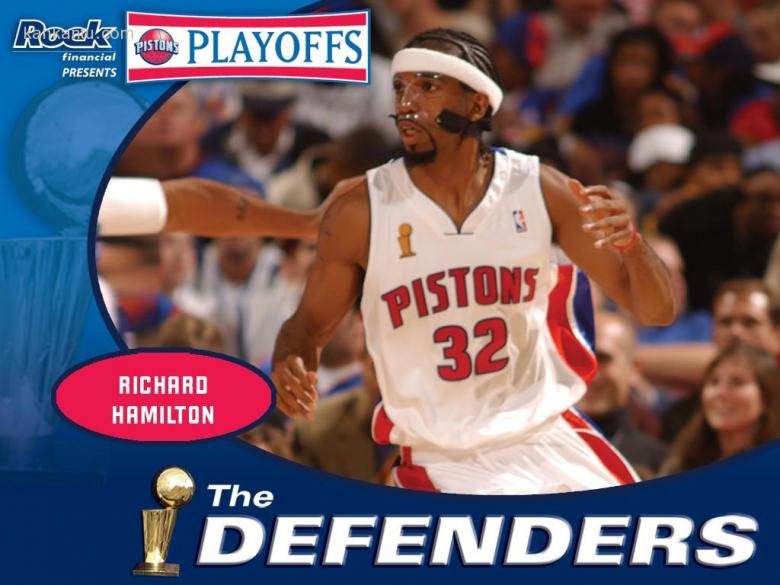 掘金主帅：无论谁防德罗赞我都有所顾虑，他像艺术家一样得分（掘金主帅直言：德罗赞得分如艺术般精妙，派谁去防都让人头疼）