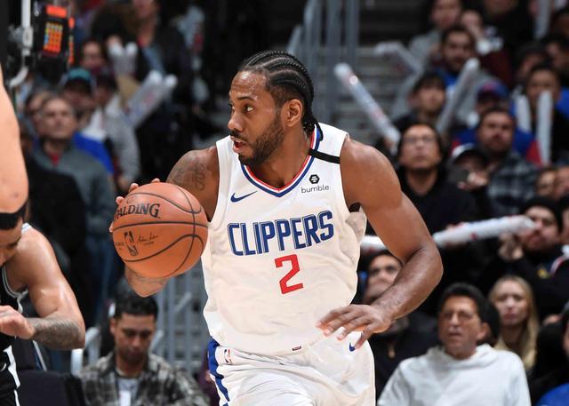 若莱万今晚进球，布鲁日将成为他欧冠中打入进球的第39个对手（莱万若今夜破门，布鲁日将成其欧冠第39个被他攻破的对手）