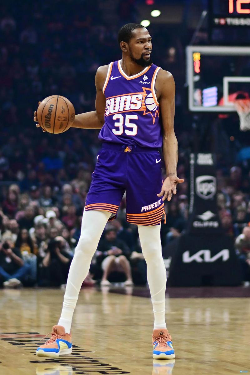 记者：兰克尔-泽擅空手套白狼，找朴志洙要落场球衣而不是换（记者：兰克尔-泽再现空手套白狼，向朴志洙索要赛后球衣而非交换）